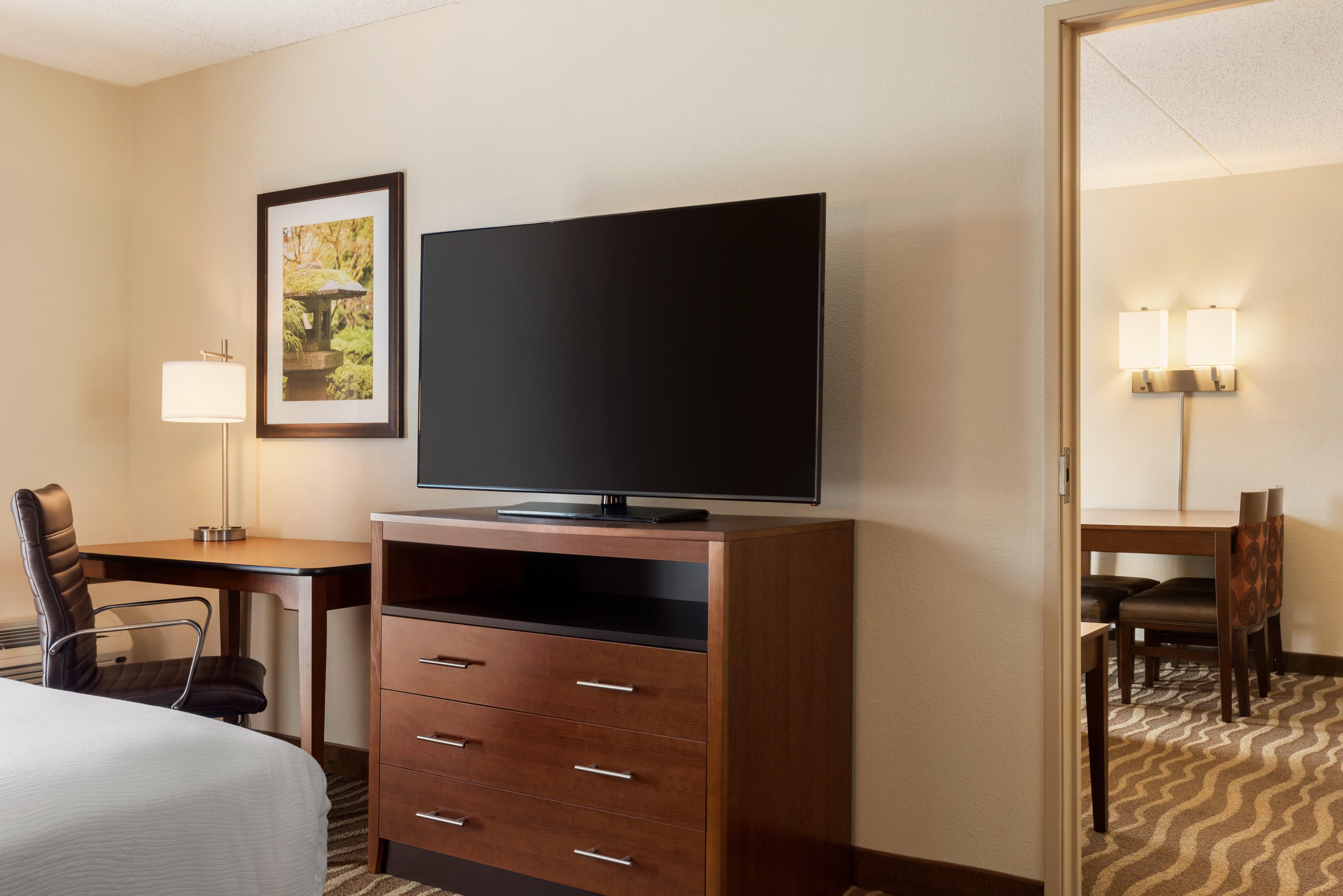 Holiday Inn Hotel & Suites Des Moines-Northwest By Ihg Urbandale Ngoại thất bức ảnh